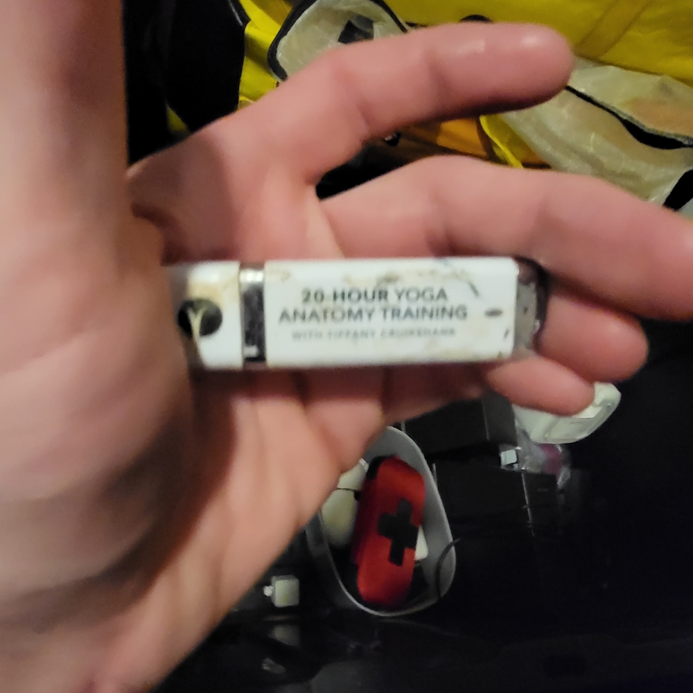 Yoga Anatomy Training USB Drive - Black